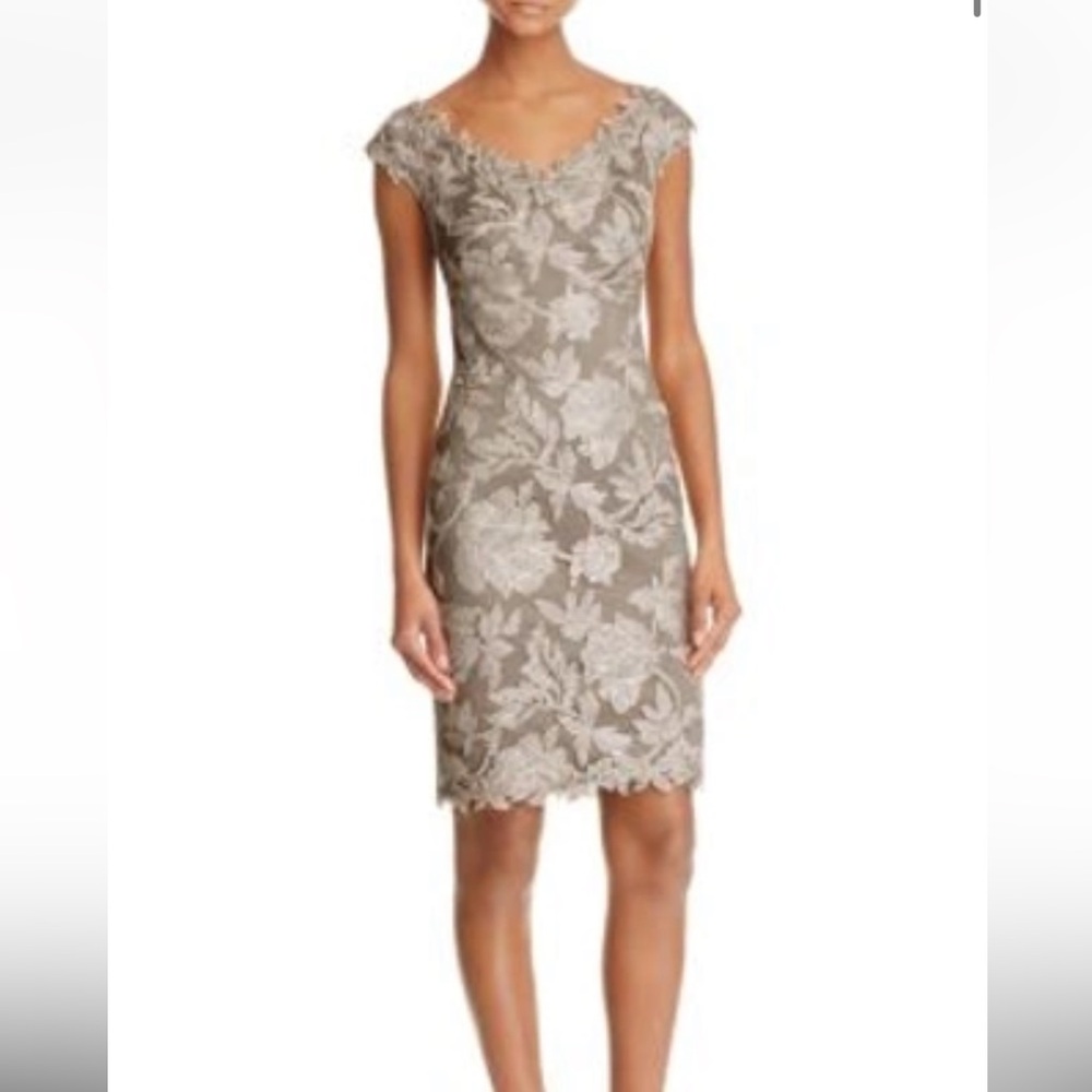Stunning Tadashi Shoji Embroidered Lace Cocktail Dress in Latte/Pumice/Gold, 0